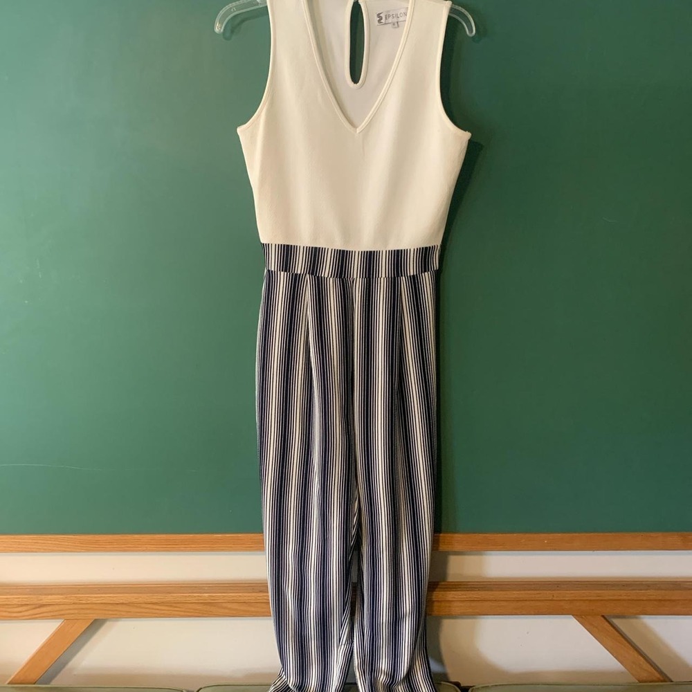 Epsilon White Blue Striped V-Neck Stretchy Retro Jumpsuit Size 6